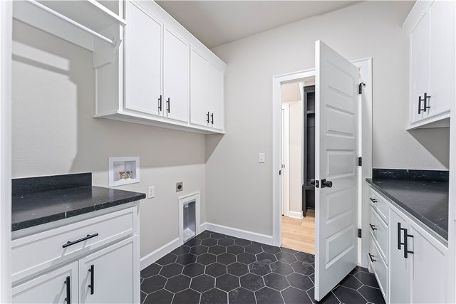 1506 Lookout Lane, Cave Springs, AR 72718