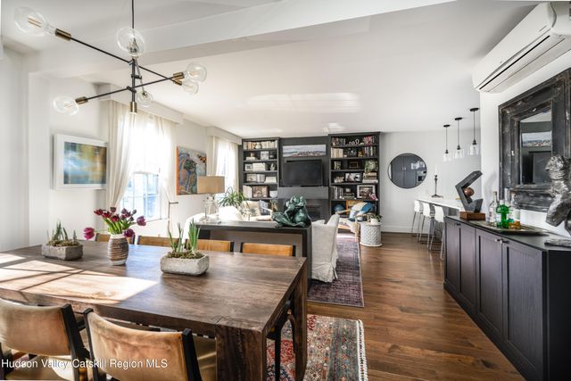 314 Warren Street, Hudson, NY 12534