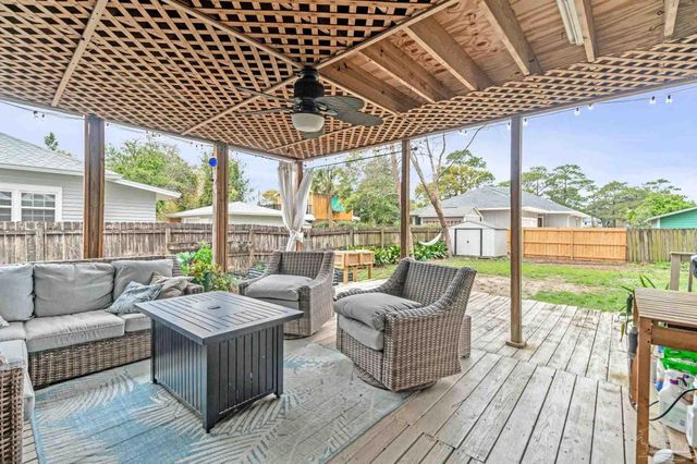 1630 E Lee St, Pensacola, FL 32503