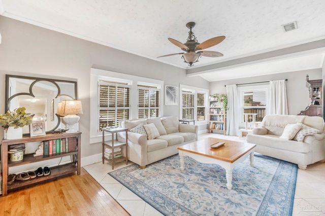 1630 E Lee St, Pensacola, FL 32503