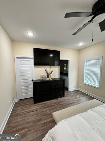 100 N Sky Drive, Warner Robins, GA 31093