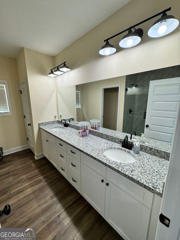 100 N Sky Drive, Warner Robins, GA 31093