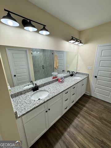 100 N Sky Drive, Warner Robins, GA 31093