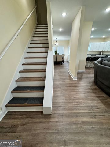 100 N Sky Drive, Warner Robins, GA 31093