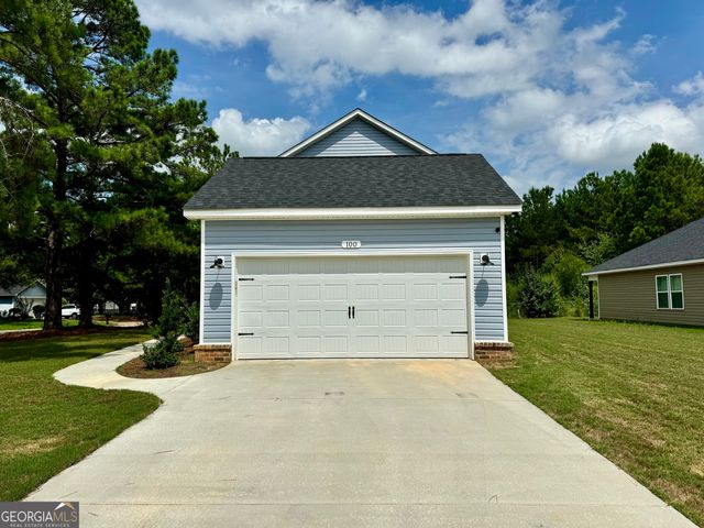 100 N Sky Drive, Warner Robins, GA 31093