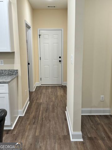 100 N Sky Drive, Warner Robins, GA 31093