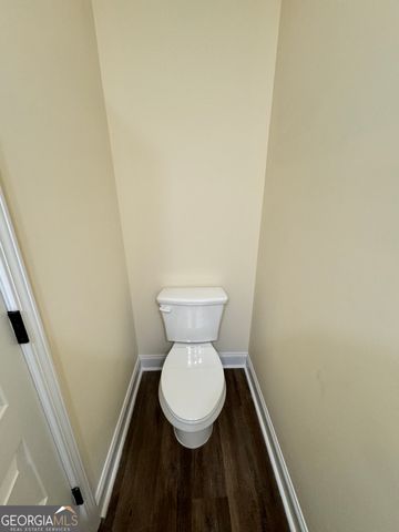 100 N Sky Drive, Warner Robins, GA 31093