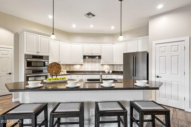 3612 N BRINDLEY Avenue, Litchfield Park, AZ 85340