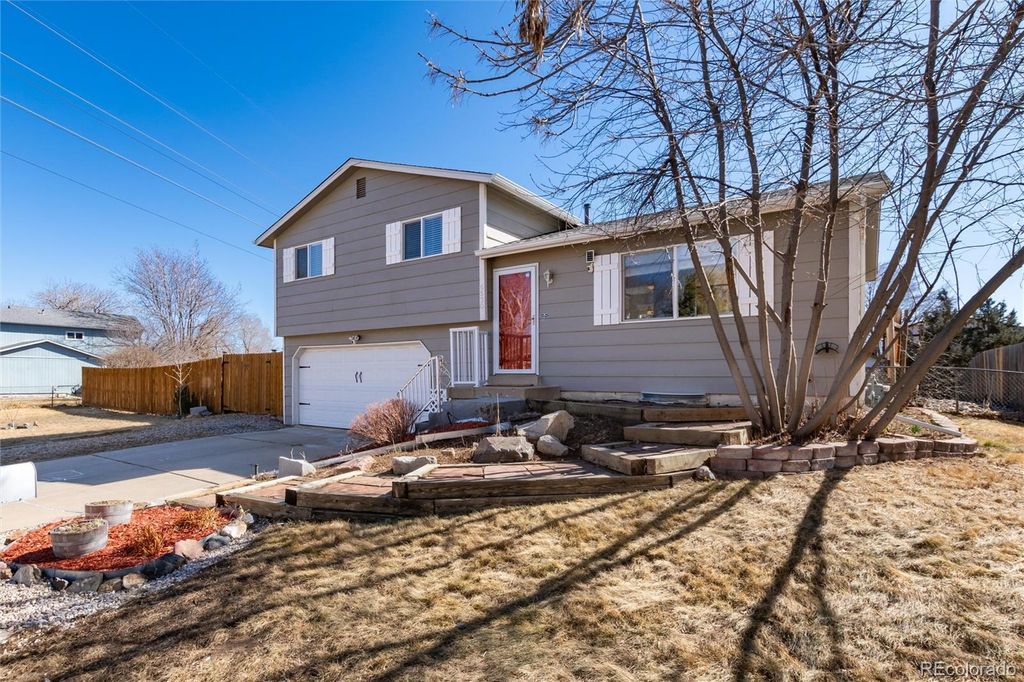 6530 W 111th Avenue, Westminster, CO 80020