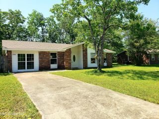 1701 Timber Lane Road, Gautier, MS 39553