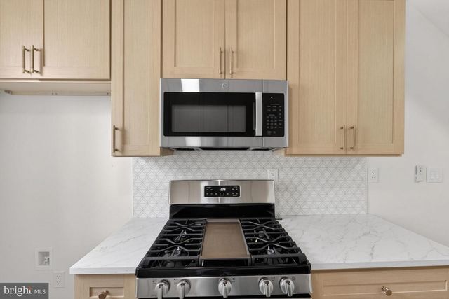 896 BRILL ST, Philadelphia, PA 19124