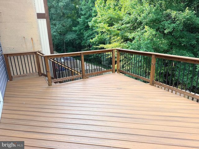 6062 HOLLOW HILL LN, Springfield, VA 22152