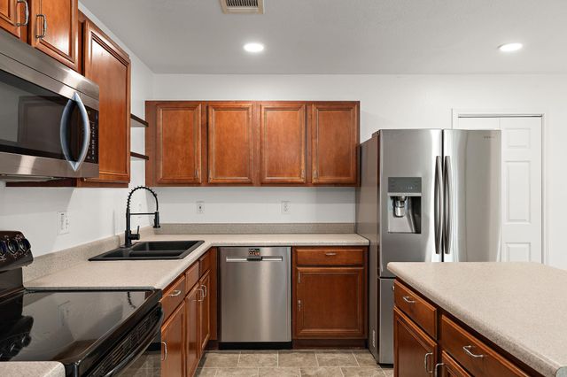 201 Lexington, Kyle, TX 78640