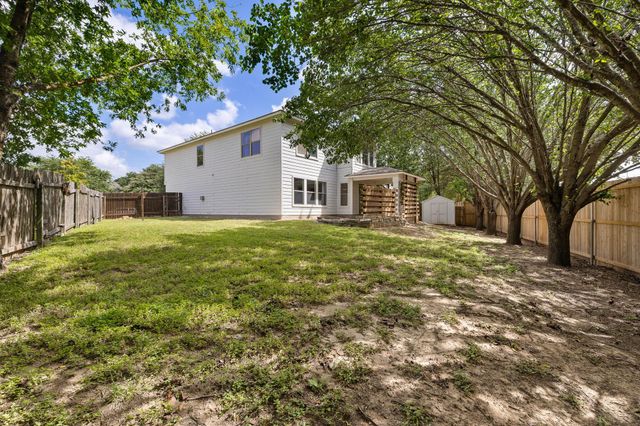 201 Lexington, Kyle, TX 78640