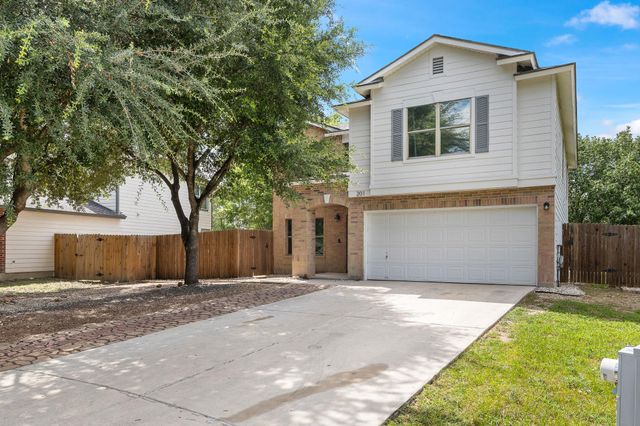 201 Lexington, Kyle, TX 78640