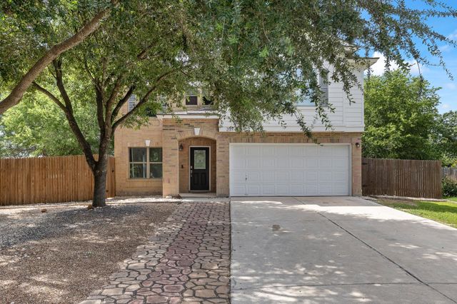 201 Lexington, Kyle, TX 78640