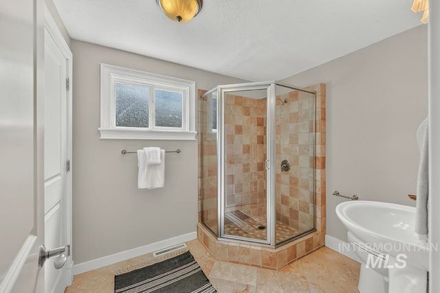 10919 W Cruser Dr, Boise, ID 83709
