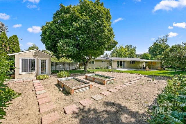 10919 W Cruser Dr, Boise, ID 83709