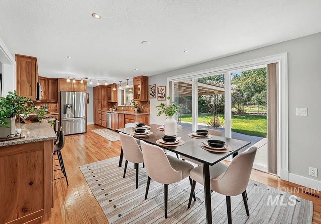 10919 W Cruser Dr, Boise, ID 83709
