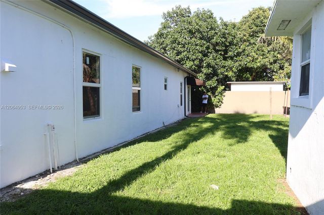 4330 NW 203rd Terrace, Miami Gardens, FL 33055
