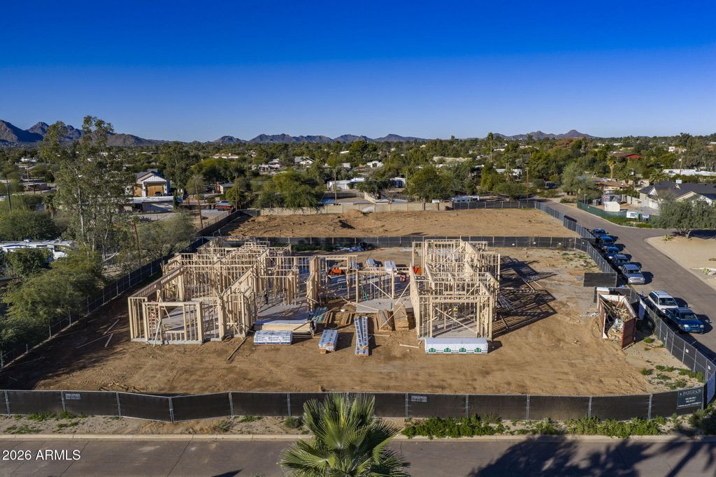 Image 26 of property listing at 11460 N 71ST Street, Scottsdale, AZ 85254