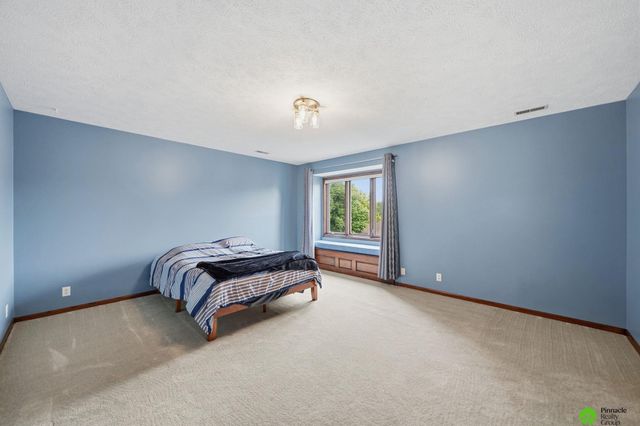 3220 Browning Street, Lincoln, NE 68516