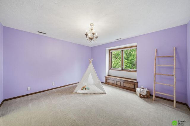 3220 Browning Street, Lincoln, NE 68516