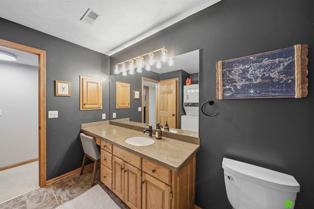 3220 Browning Street, Lincoln, NE 68516