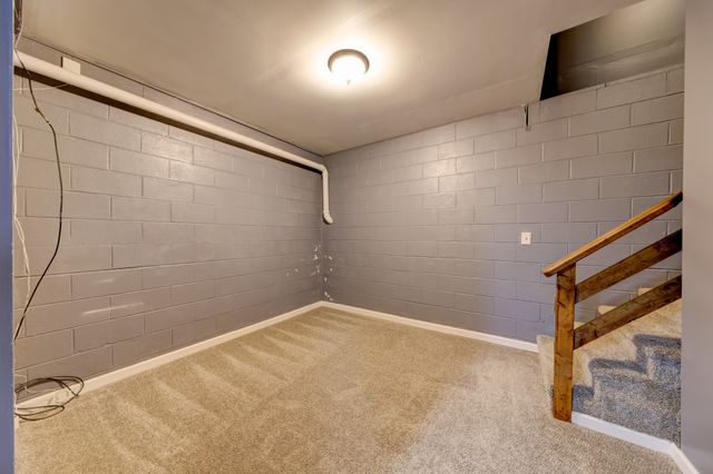 3253 N Senseney Cir, Clarksville, TN 37042