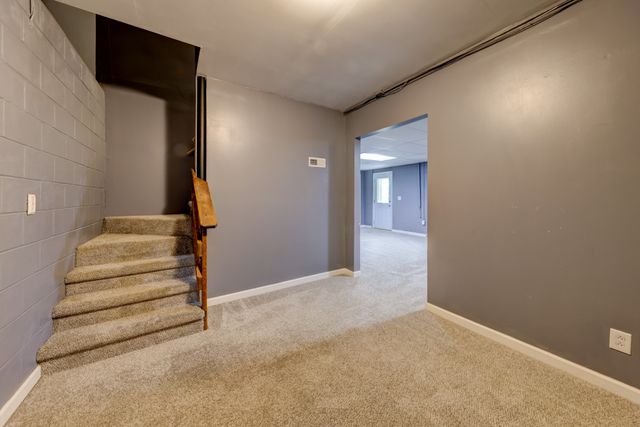 3253 N Senseney Cir, Clarksville, TN 37042