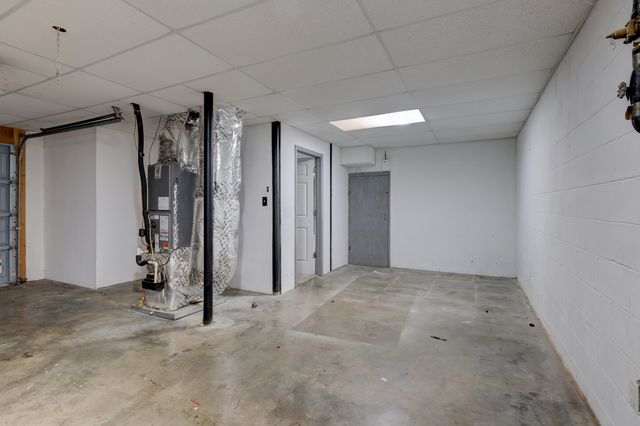 3253 N Senseney Cir, Clarksville, TN 37042
