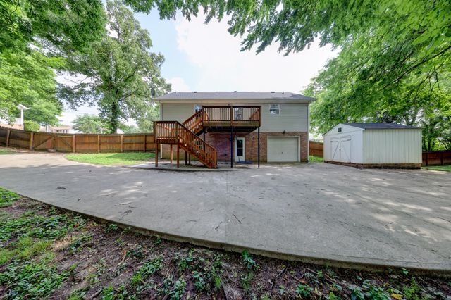 3253 N Senseney Cir, Clarksville, TN 37042