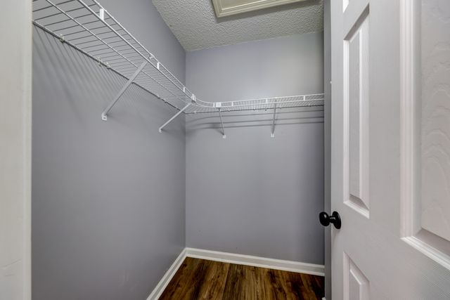 3253 N Senseney Cir, Clarksville, TN 37042