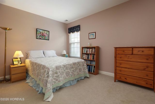 1 Essex Drive, Jackson, NJ 08527