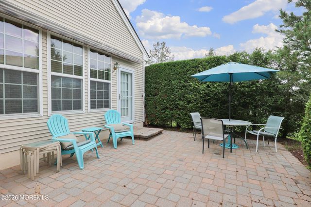 1 Essex Drive, Jackson, NJ 08527