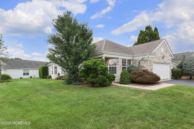1 Essex Drive, Jackson, NJ 08527