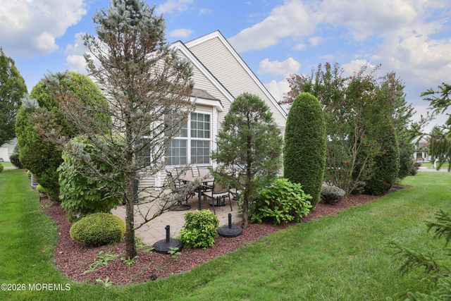 1 Essex Drive, Jackson, NJ 08527
