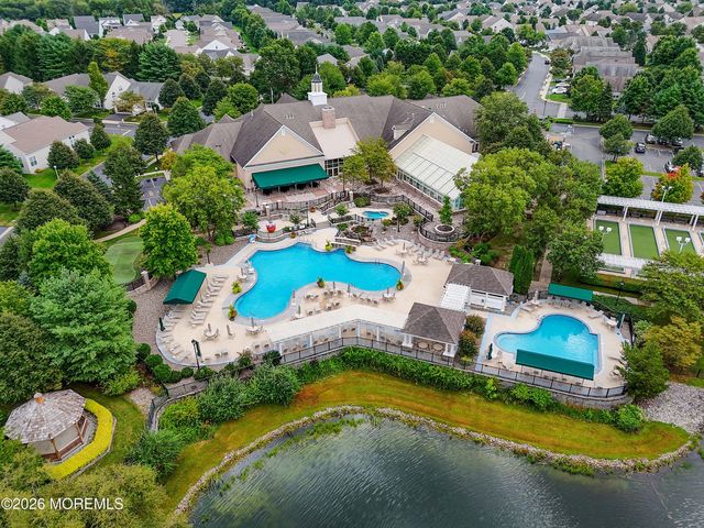 1 Essex Drive, Jackson, NJ 08527