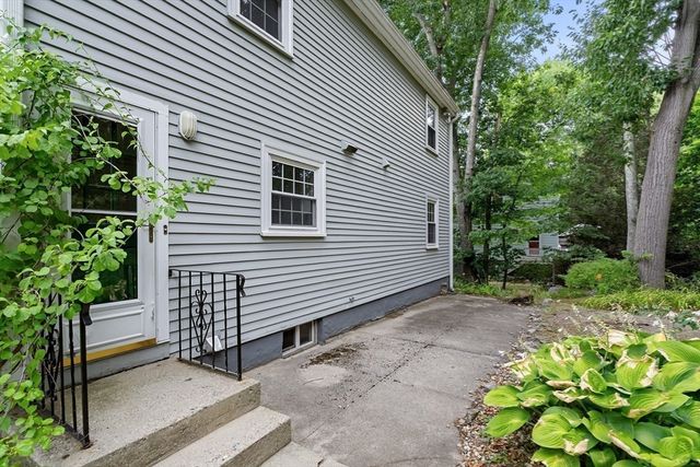 77 Wright Street, Arlington, MA 02474