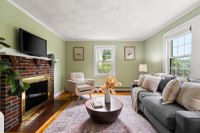 77 Wright Street, Arlington, MA 02474