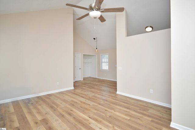 8 Montvale Drive, Simpsonville, SC 29681