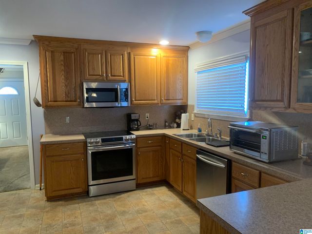 2086 CHERRY AVENUE, Hueytown, AL 35023