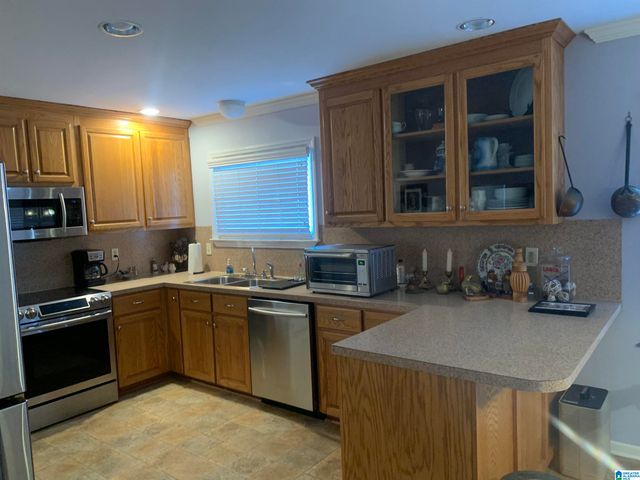 2086 CHERRY AVENUE, Hueytown, AL 35023