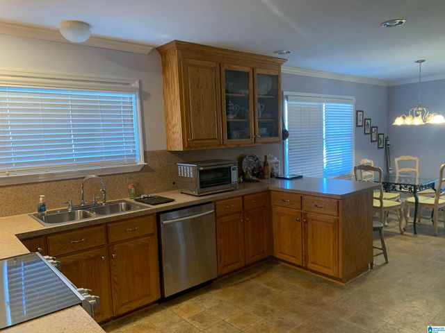 2086 CHERRY AVENUE, Hueytown, AL 35023