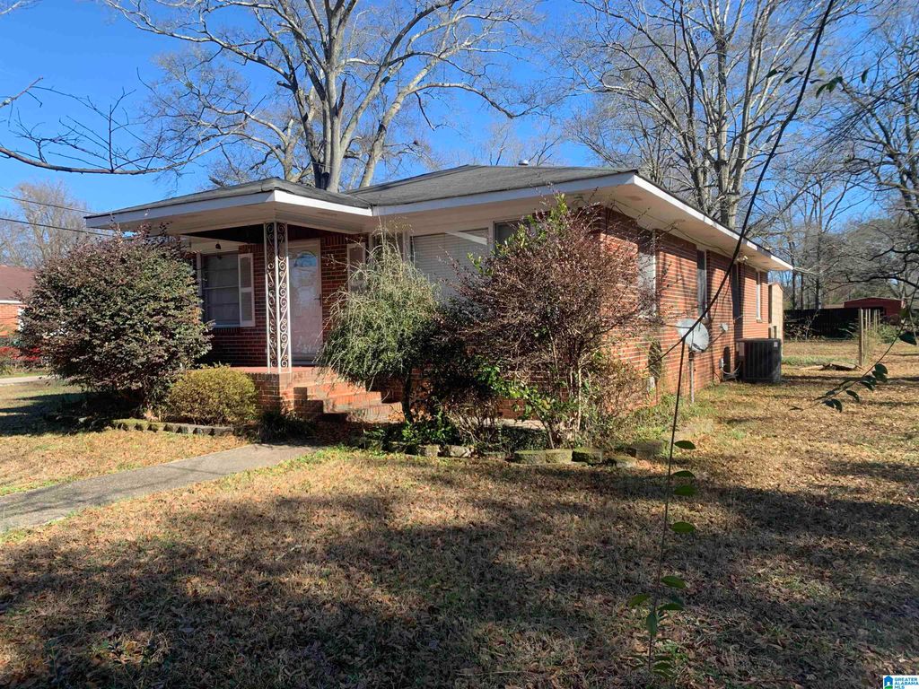 2086 CHERRY AVENUE, Hueytown, AL 35023