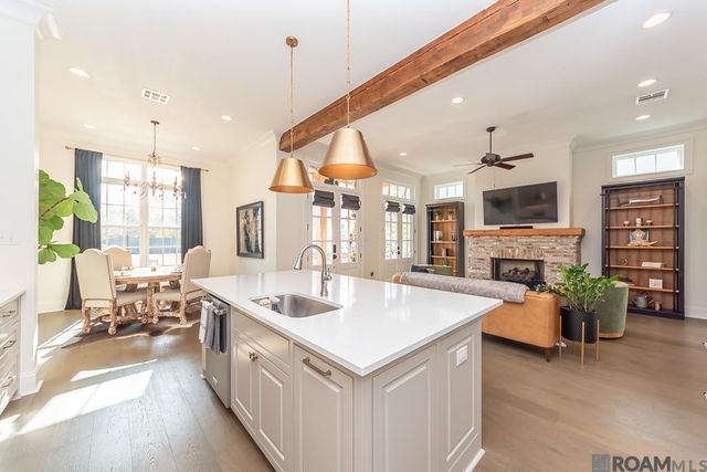 2029 Deaux Parc Dr, Baton Rouge, LA 70808