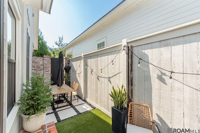 2029 Deaux Parc Dr, Baton Rouge, LA 70808