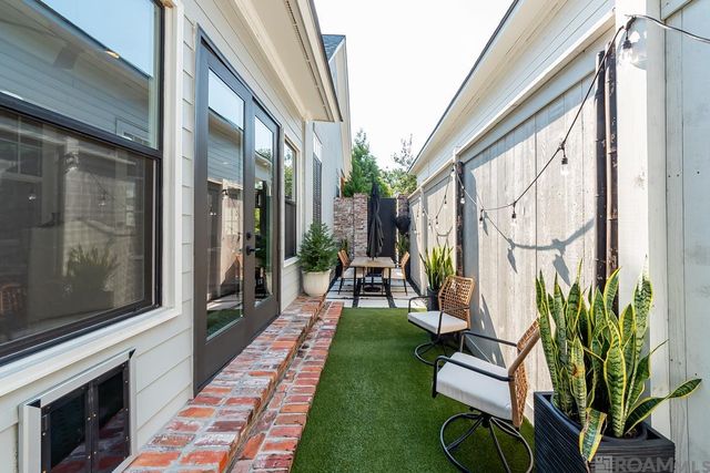 2029 Deaux Parc Dr, Baton Rouge, LA 70808