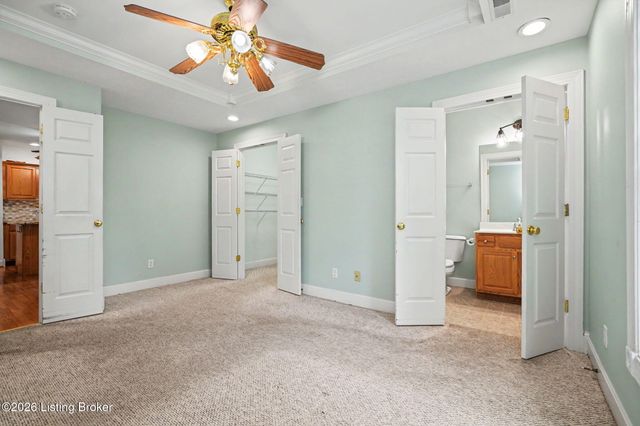 8537 Applegate Village Dr, Louisville, KY 40219