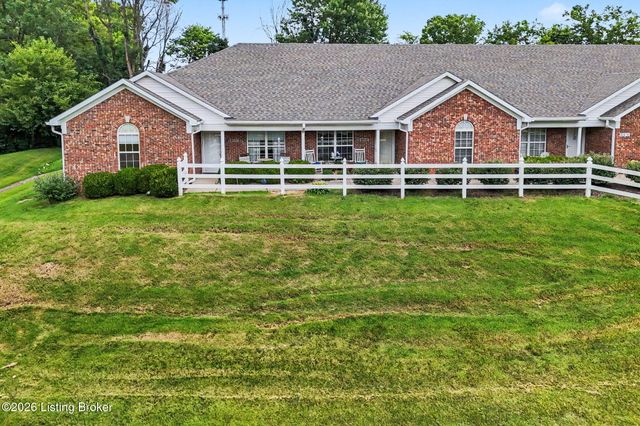 8537 Applegate Village Dr, Louisville, KY 40219